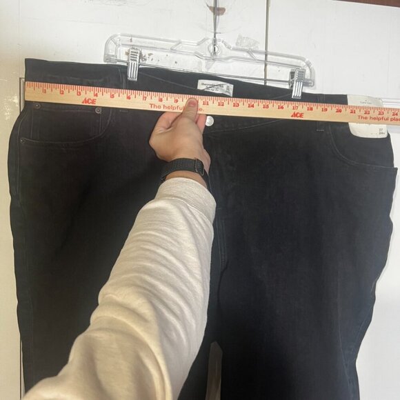 Abercrombie The '90s Straight Ultra High Rise Jeans Black CURVE LOVE Size 37 24S - Picture 13 of 16